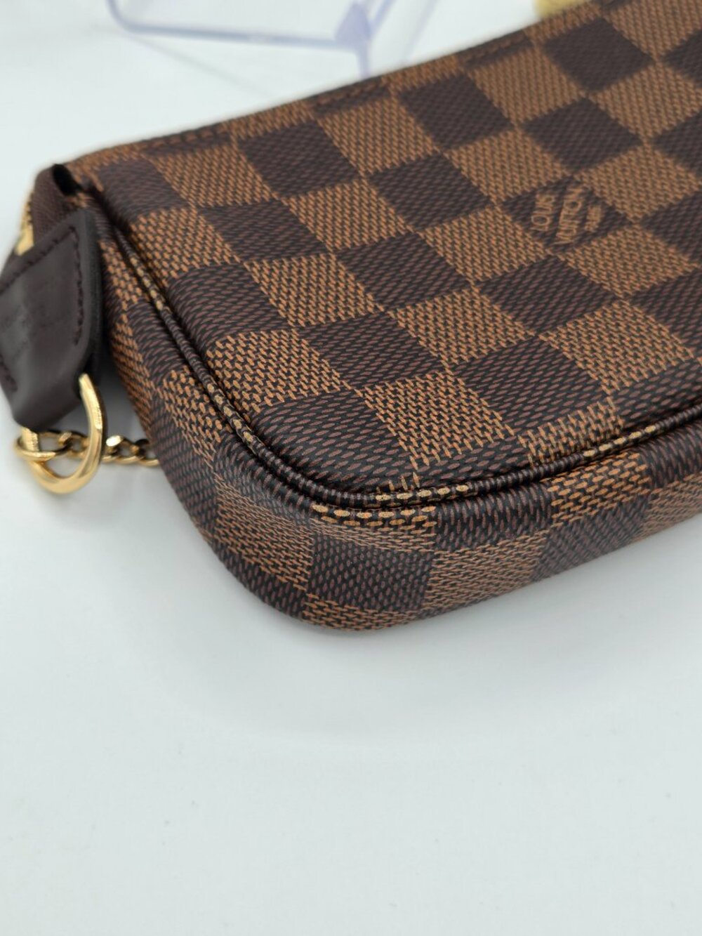 Louis Vuitton Mini Pochette Accessories – Damier Ebene | Chain Wristlet | - Picture 7 of 14